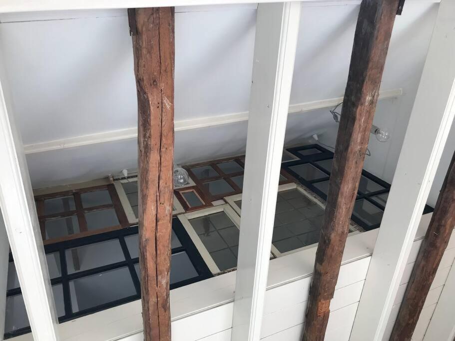 Stijlvol & Lief Onthaast-Huisje Met Piano, Tv En Wifi Holwerd Esterno foto